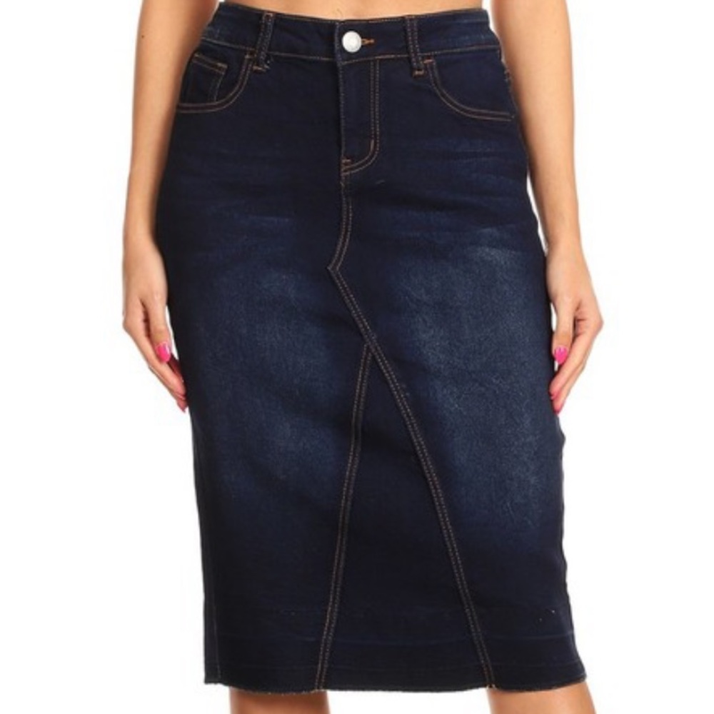 Dark wash midi skirt ✨💜